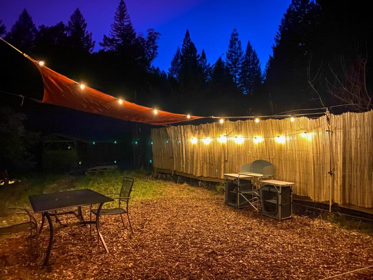 Glamping In The Redwoods With A Hot Tub! 호텔 가버빌 외부 사진